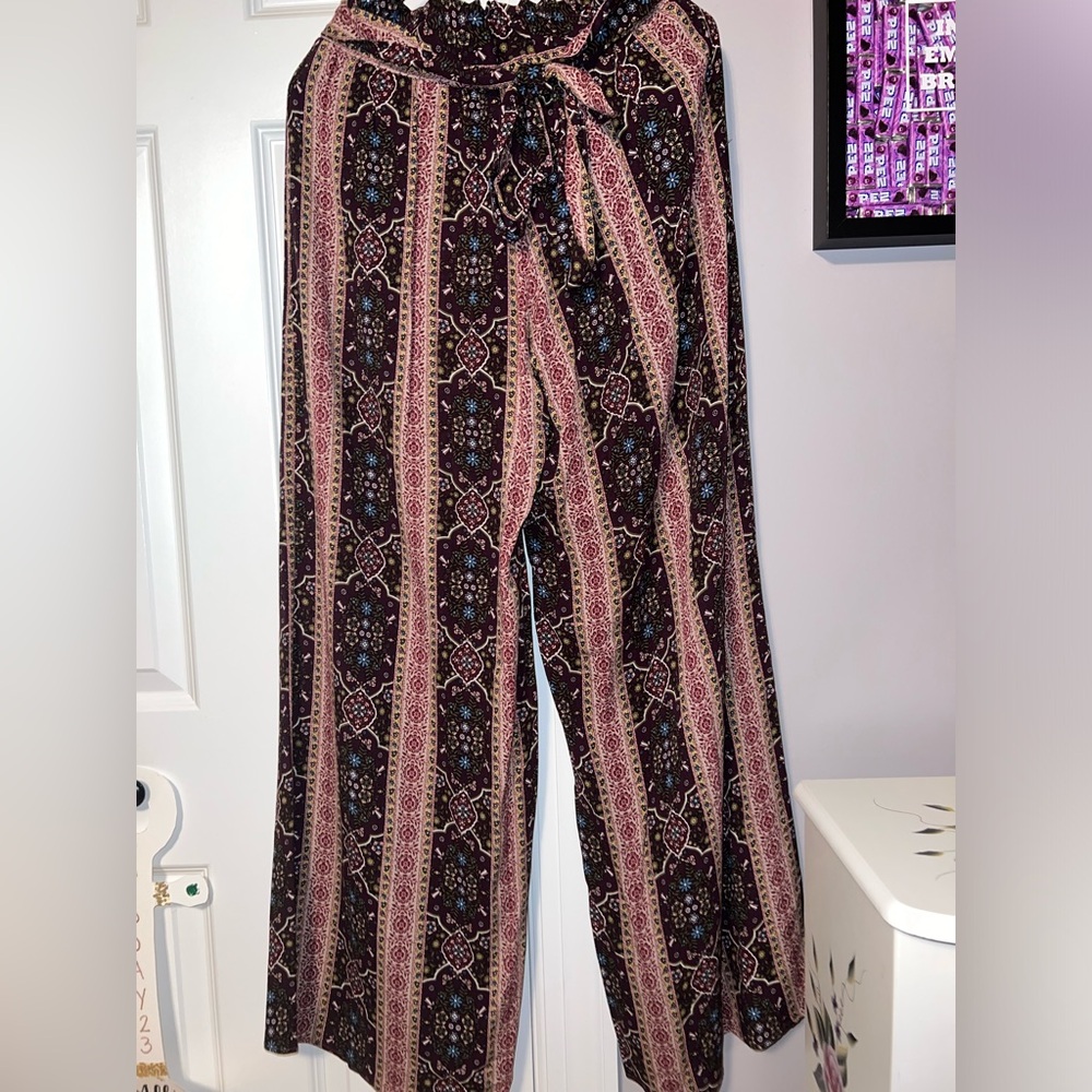 Two piece set - Picture 4 of 5